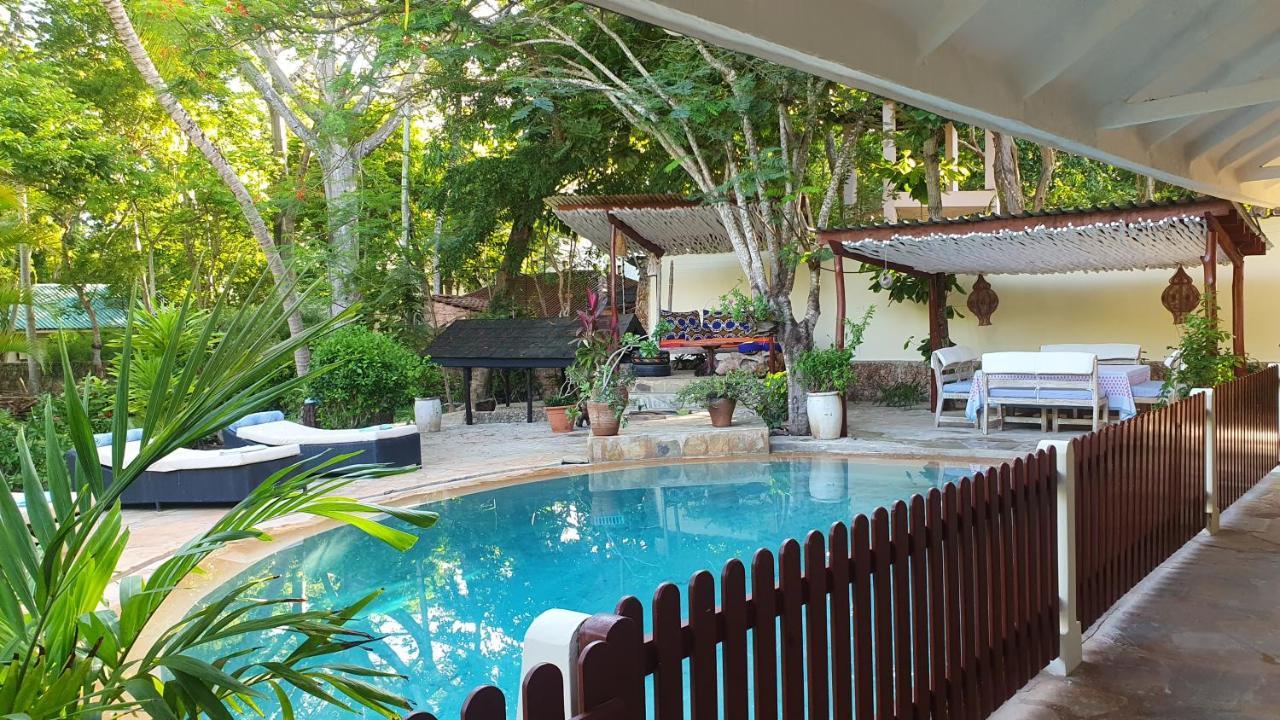 Mami Wata House Bed and Breakfast Kwale Buitenkant foto
