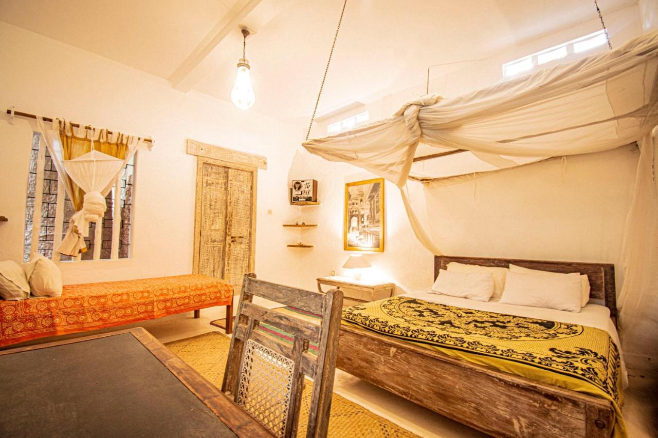 Mami Wata House Bed and Breakfast Kwale Buitenkant foto