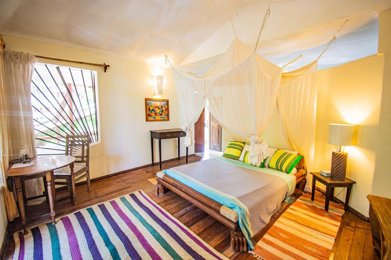 Mami Wata House Bed and Breakfast Kwale Buitenkant foto